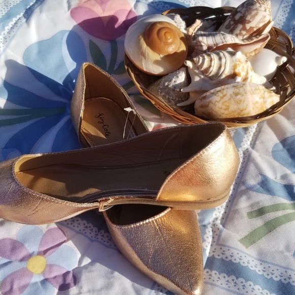 Liz Cole Rose Gold Metallic Side Scoop Flat NWOB 7 - Picture 3 of 6